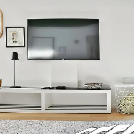 The New Place Φεράρα