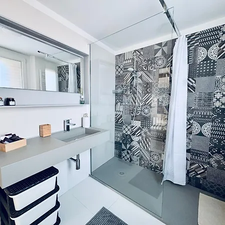 The New Place Apartman *