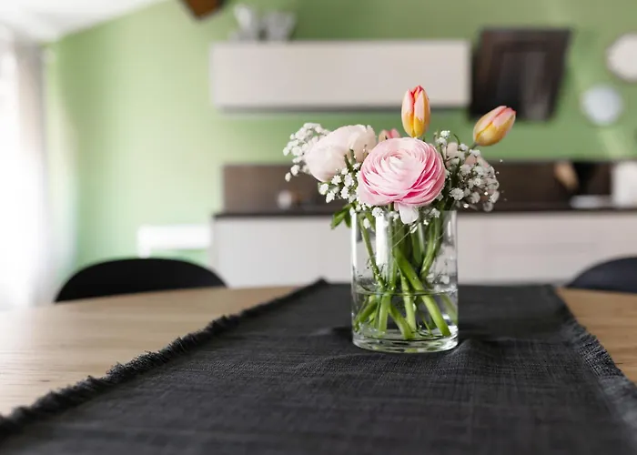 The New Place Διαμέρισμα Φεράρα