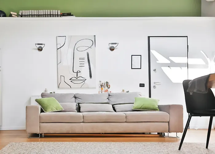 The New Place Φεράρα